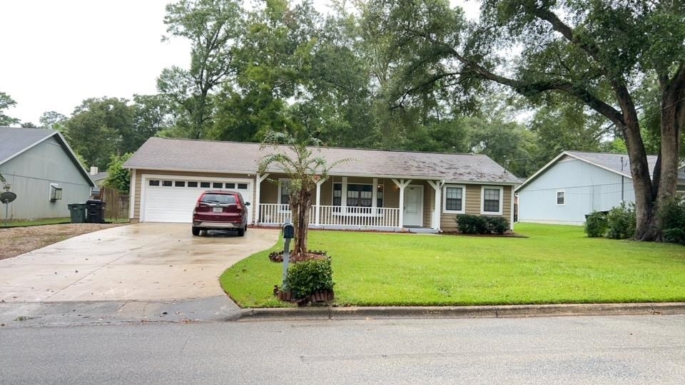 Foto principal - 746 Riggins Rd