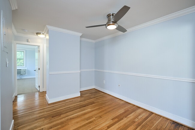 Foto del edificio - 2832 Hartford St SE