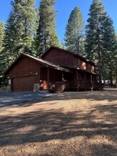 Building Photo - 12358 Greenwood Dr