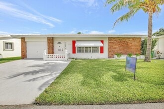 Building Photo - 6707 NW 70th St