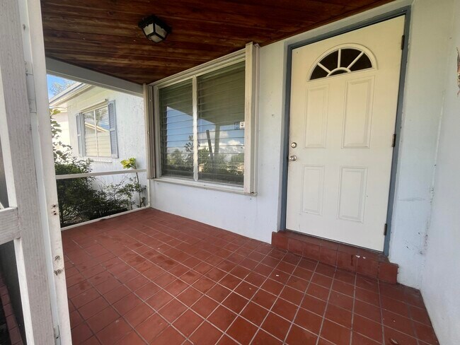Foto del edificio - 334 Anderson Rd