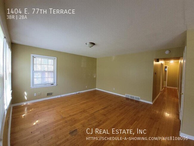 Foto del edificio - 1404 E 77th Terrace