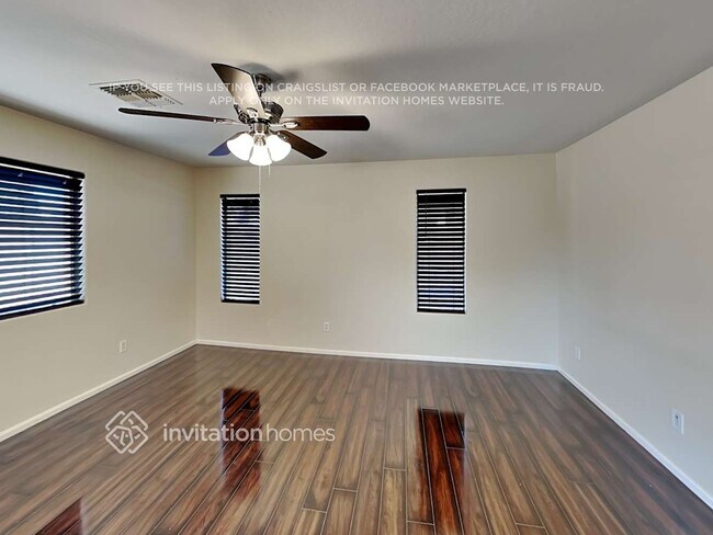 Building Photo - 1374 Matthews Dr