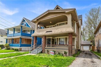 Building Photo - 414 E 148th St