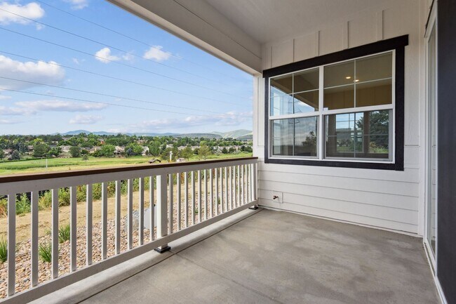 Foto del edificio - Gorgeous Ranch with 4 BR/3 1/2 Baths in Li...