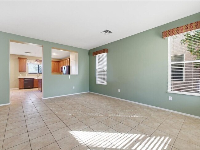 Building Photo - Pets accepted on owner approval