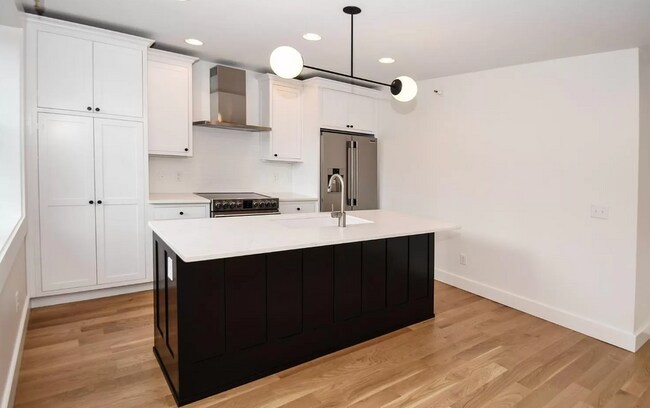 Kitchen - 1523 Republic St