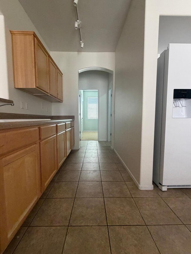 Foto del edificio - 6334 S Blake St