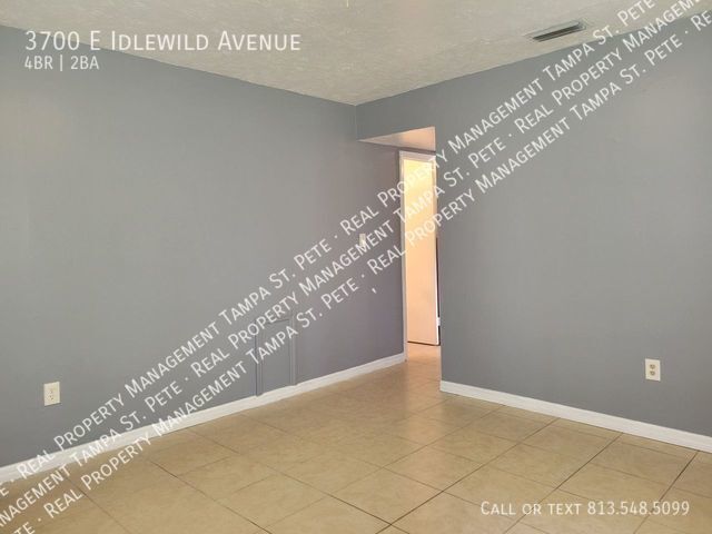 Building Photo - ***AVAILABLE FOR IMMEDIATE MOVE IN***