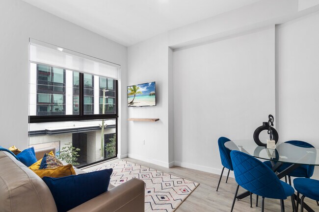 Foto del edificio - 136 NW 26th St