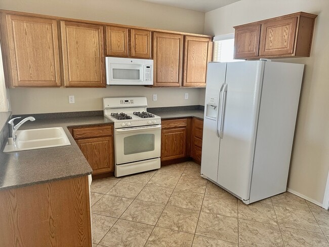 Building Photo - 2603 Solera Moon Dr