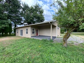 Building Photo - 5895 Lind Rd