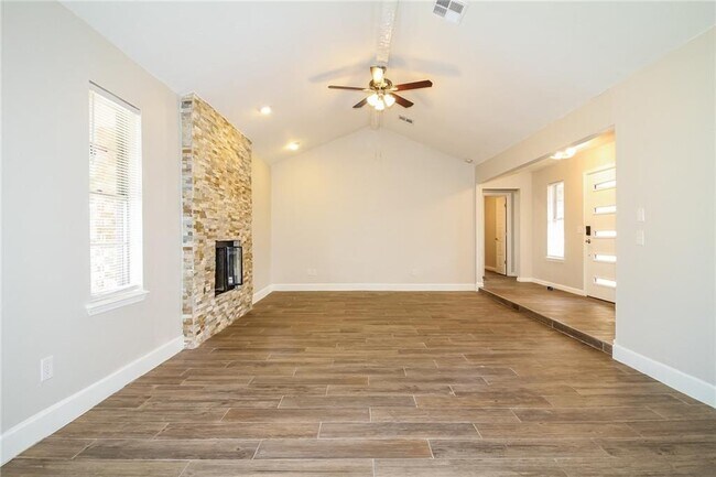 Building Photo - 2613 SW 90th St