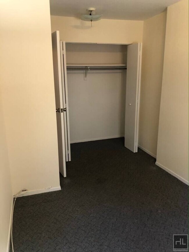 Foto del edificio - 33 AVENUE