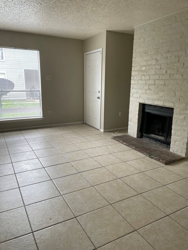 Photo - 1961 Southpointe Dr (Baton Rouge, LA) Townhome