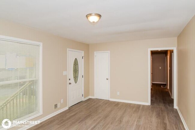 Foto del edificio - 2124 Etowah St, Tarrant, AL 35217