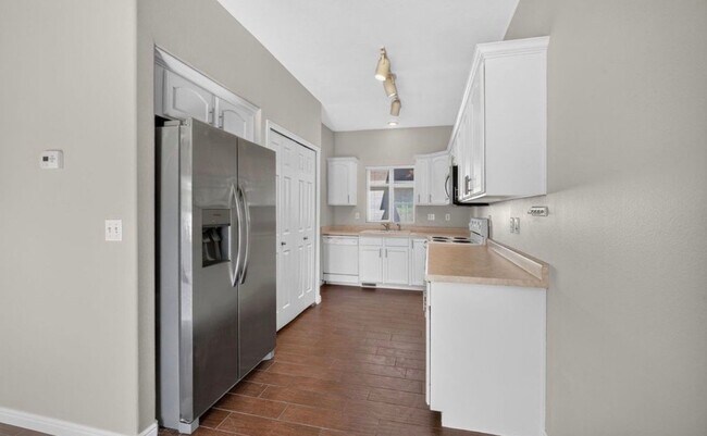 Foto del edificio - 10828 Wynview Ln