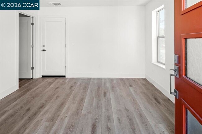 Foto del edificio - 2802 Chattleton Ln