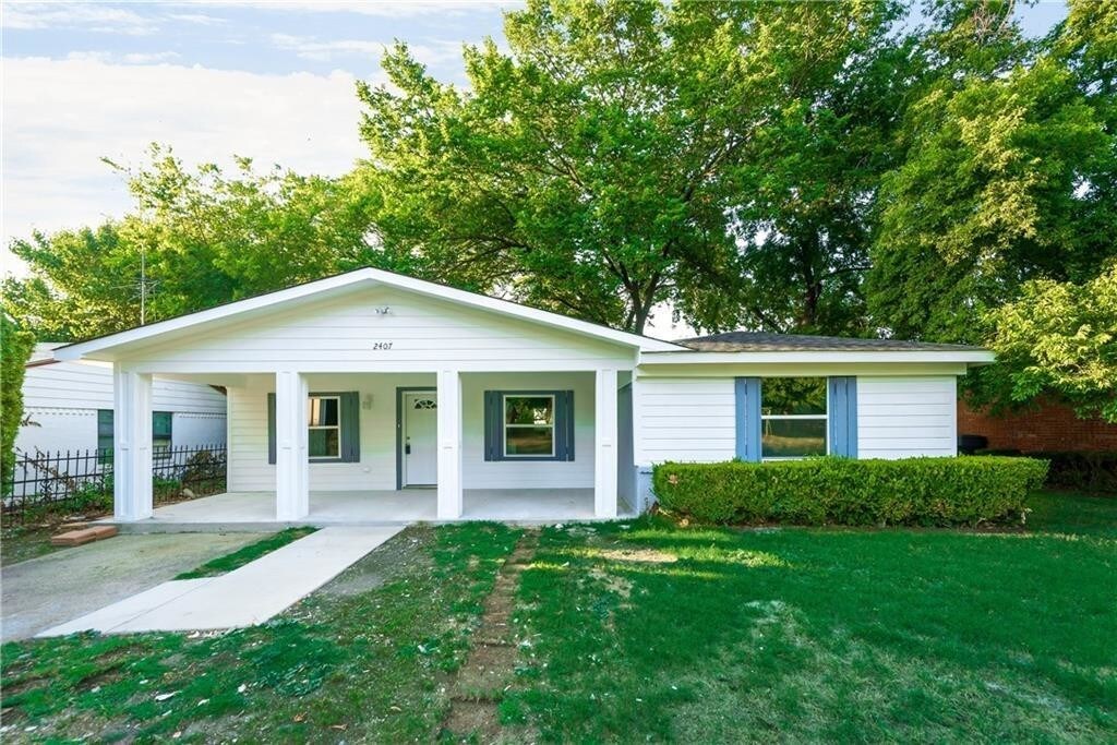 Foto principal - 2407 El Capitan Dr