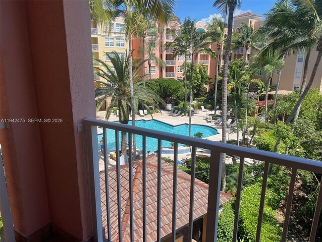 Foto del edificio - 19701 E Country Club Dr