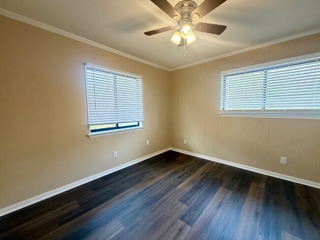 Foto del edificio - Two Bedroom Condo in Walking Distance to Hilton Head Island Beaches!