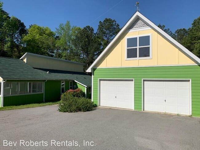 Building Photo - 3 br, 1.5 bath House - 1321 Yates Store Road