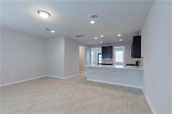 Foto del edificio - 2024 Pecan Island Dr