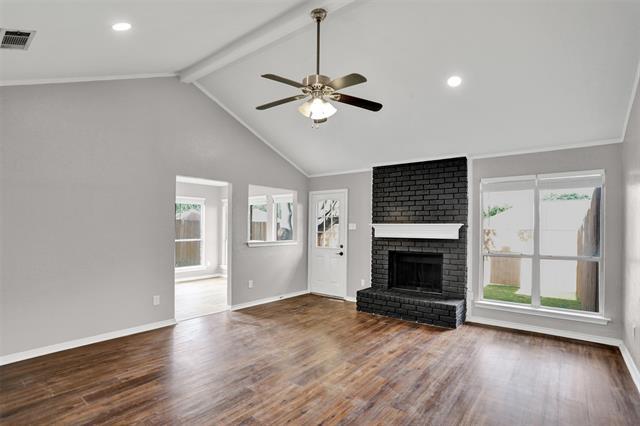 Building Photo - 204 Liberty Dr