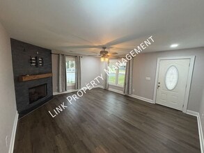 Building Photo - 8233 Harrison Bay Rd