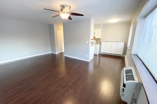 Building Photo - 8450 Skokie Blvd