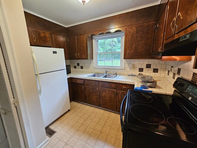 Foto del edificio - 4004 Shannon Hill Rd