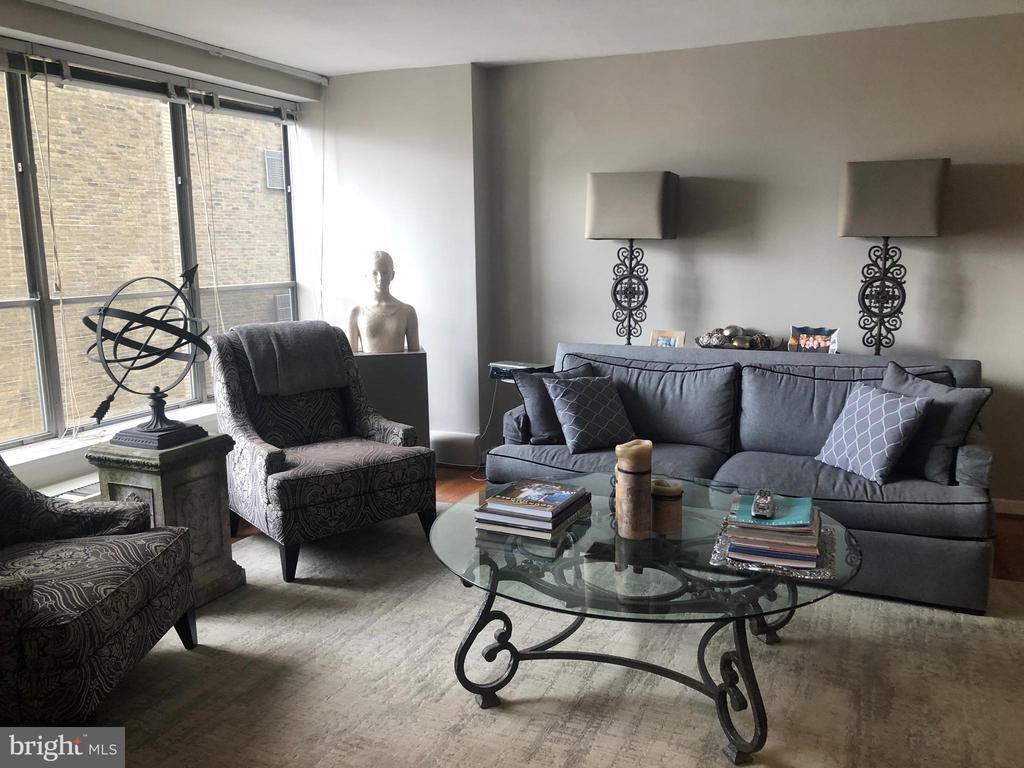 Foto principal - 224-30 W Rittenhouse Square