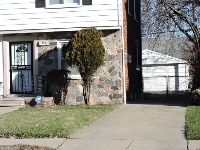 Building Photo - 19314 Marlowe St