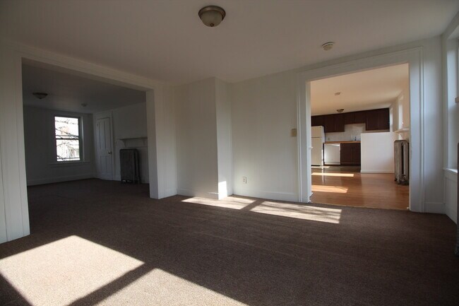 Living Room - 319 Central Ave