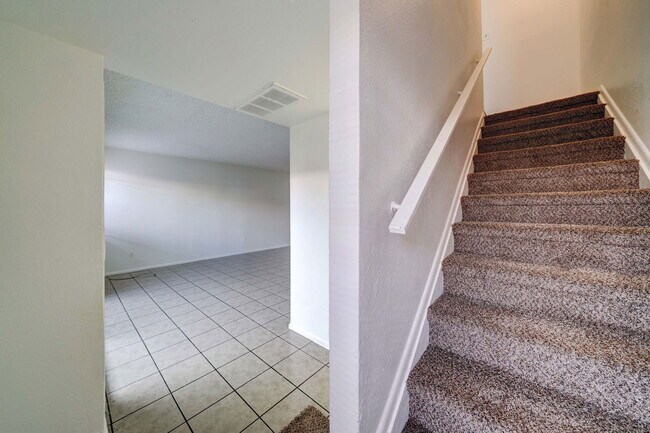 Foto del edificio - 2696 N 43rd Ave