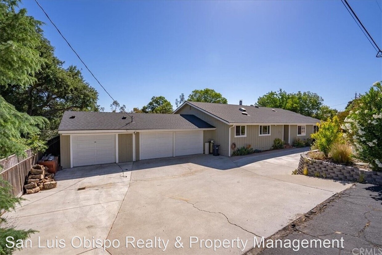Primary Photo - 4 br, 3 bath House - 3500 Colima