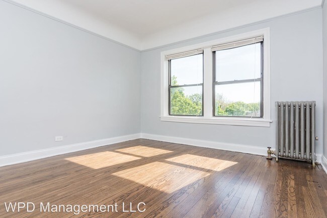 Foto del edificio - 8100 S Essex Ave