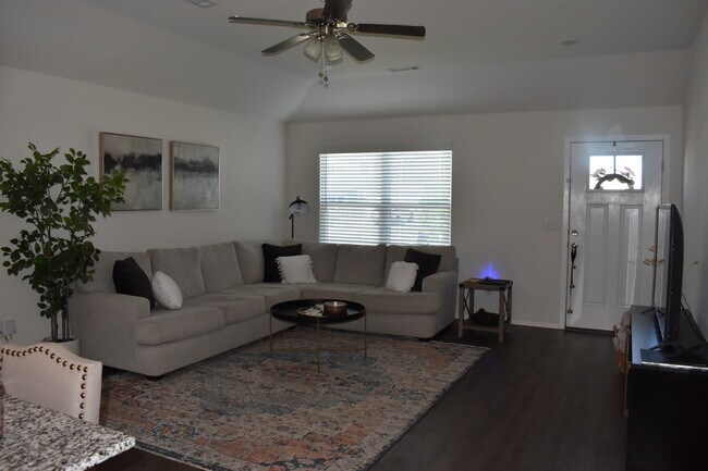 Foto del edificio - 515 Ashwood St