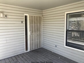 Building Photo - 333 W Leroux St