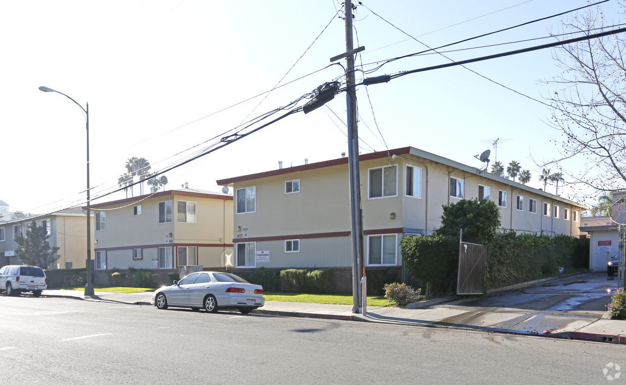 Foto del edificio - 1465-1475 Kerley Dr