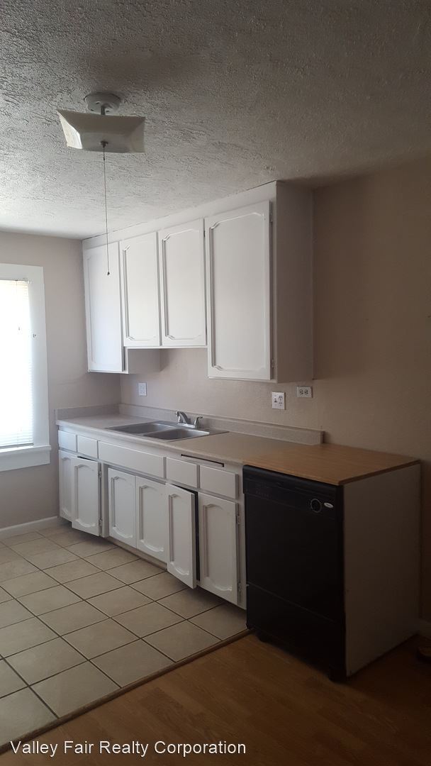 Foto del edificio - 2 br, 1.5 bath House - 6592 S GEORGE WASHI...