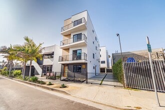 Building Photo - 13461 Beach Ave