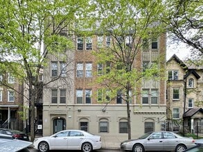 Building Photo - 5054 N Winthrop Ave