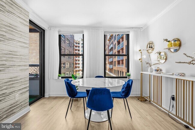 Foto del edificio - 631 D Street NW