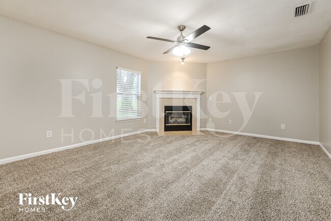 Foto del edificio - 1814 Forest Creek Dr