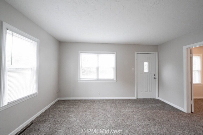 Foto del edificio - "Charming 3-Bed Home in Indianapolis – Coz...