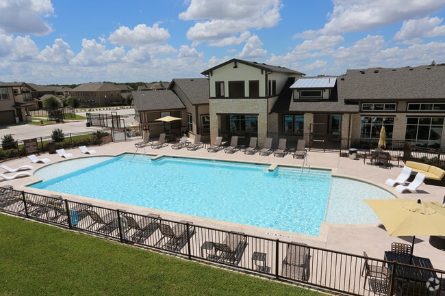 Pool View - The Curve at Crescent Pointe