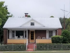 Building Photo - 103 W 29th St
