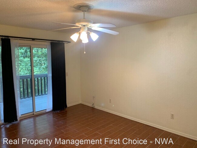 Building Photo - 3 br, 2 bath House - 7 Estes Drive