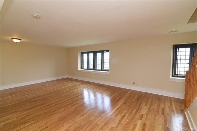 Building Photo - 308 Chateau Rive